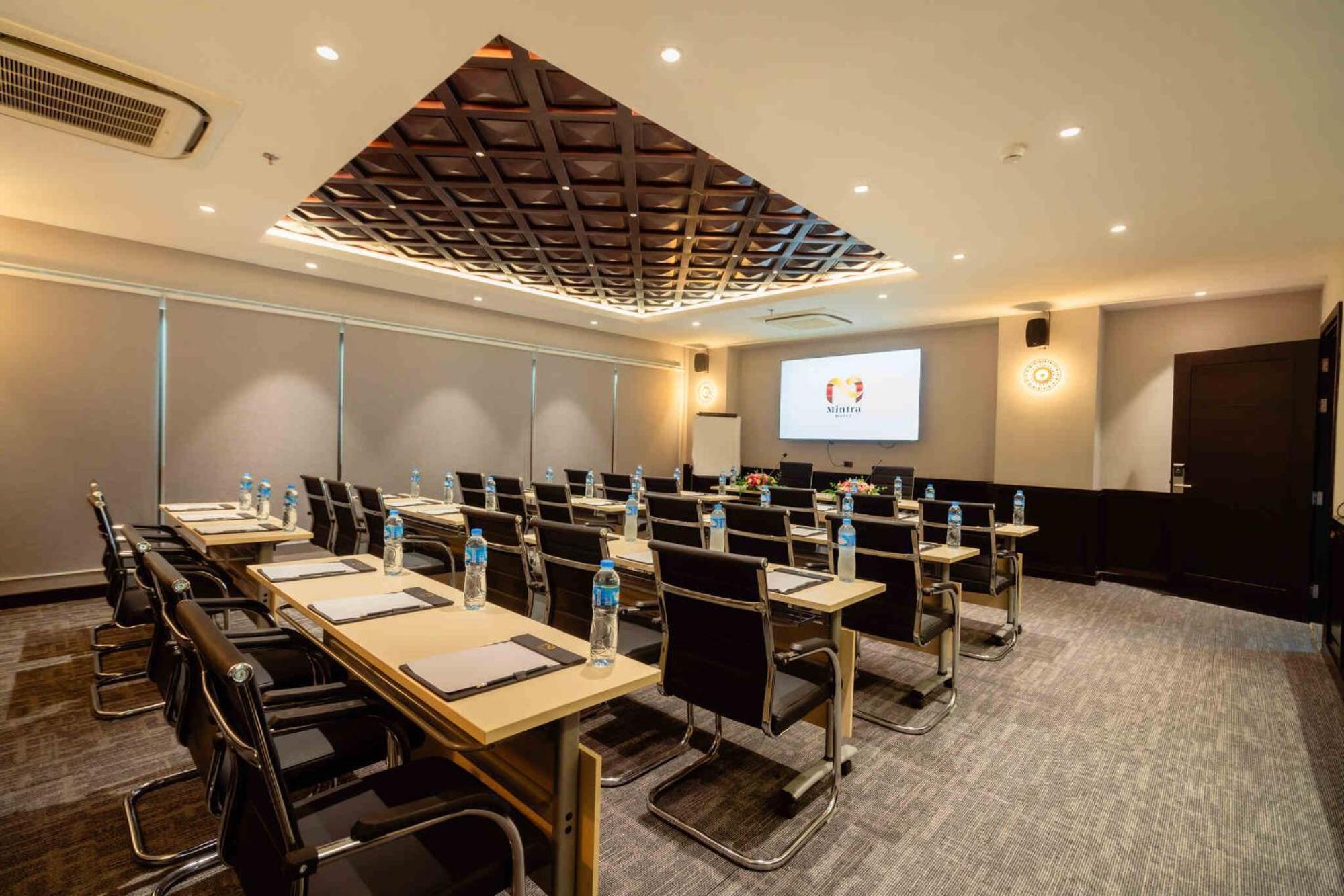 Mintra Hotel Vientiane Bagian luar foto